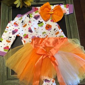 Halloween Garanimals Bundle. E3